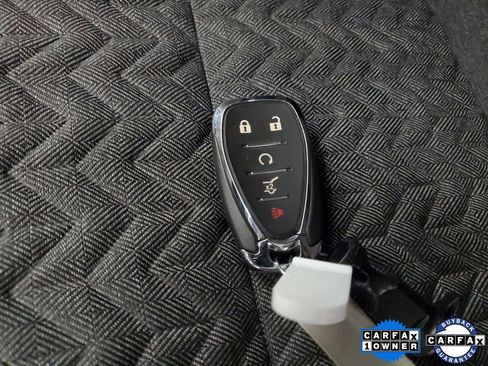 Used 2024 Chevrolet Equinox LT FWD image 27