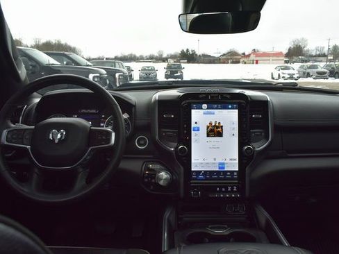 Used 2024 RAM 1500 Laramie image 44