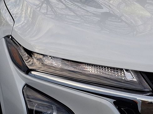 New 2026 Chevrolet Trax LS image 3