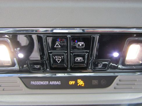 Used 2021 Lincoln Corsair Reserve w/ Equipment Group 201A AWD/4WD image 38