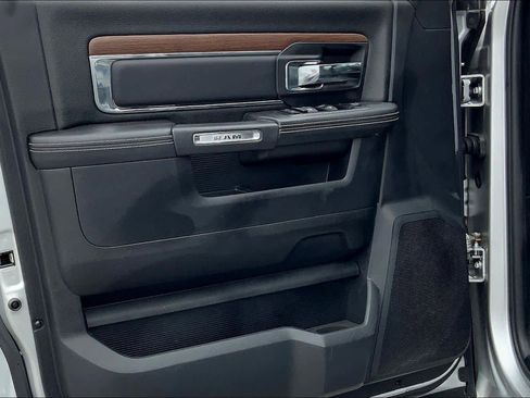 Used 2014 RAM 2500 Laramie w/ Protection Group image 21