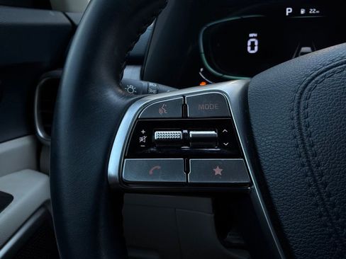 Used 2024 Kia Telluride EX w/ EX Captain's Chair Package FWD image 40