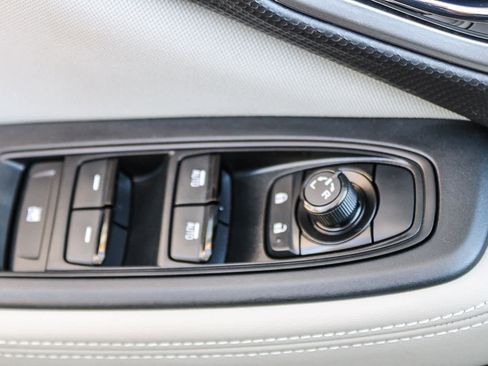 Certified 2023 Subaru Forester Premium AWD/4WD image 19