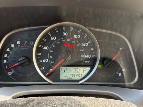 Used 2014 Toyota RAV4 LE FWD image 11