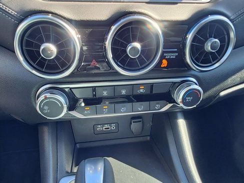 Used 2022 Nissan Sentra SV w/ Trunk Package image 24