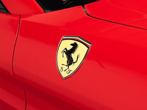 Certified 2017 Ferrari California T RWD image 30