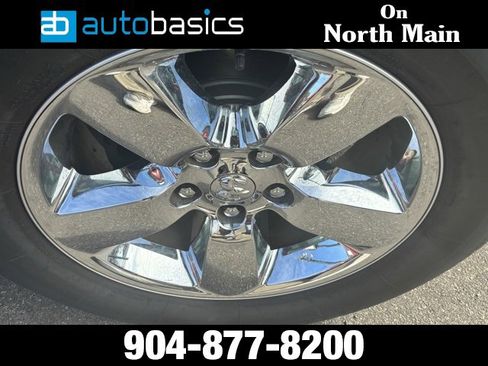 Used 2016 RAM 1500 Classic SLT image 36