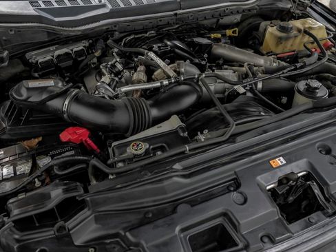 Used 2019 Ford F250 XLT w/ XLT Premium Package image 57