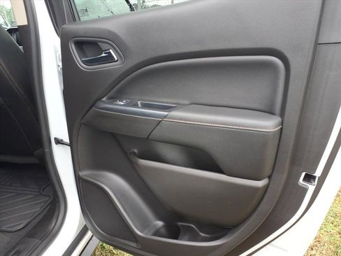 Used 2021 GMC Canyon AT4 image 14