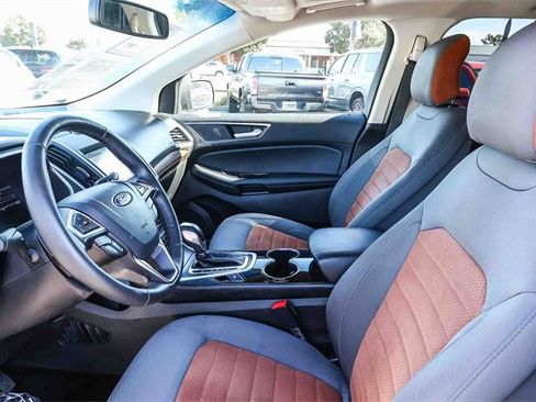 Used 2018 Ford Edge SEL w/ Equipment Group 201A image 19