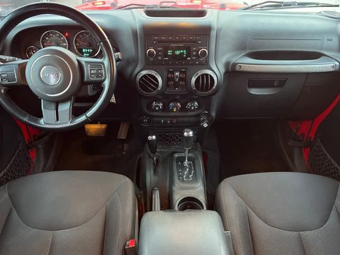 Used 2017 Jeep Wrangler Unlimited Sport w/ Quick Order Package 24S image 4