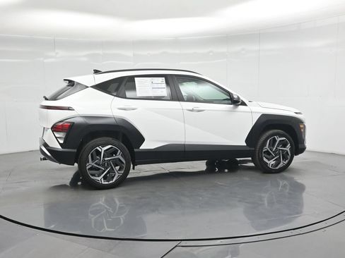 Used 2026 Hyundai Kona SEL Premium AWD/4WD image 26