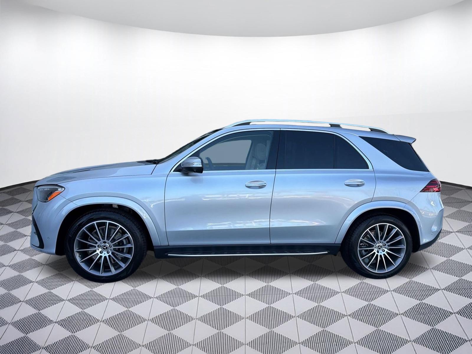 Used 2026 Mercedes-Benz GLE 350 4MATIC image 2