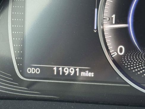 Used 2024 Lexus ES 250 w/ Premium Package image 29