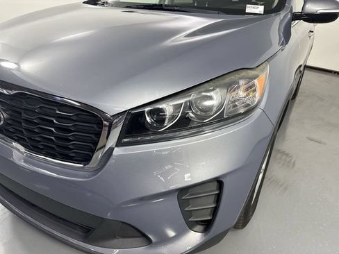 Used 2020 Kia Sorento FWD V6 image 28