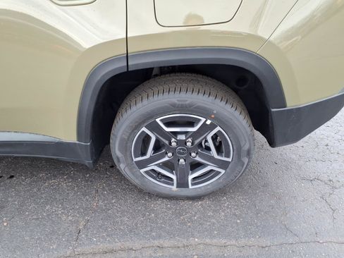 New 2026 Jeep Cherokee Laredo AWD/4WD image 9