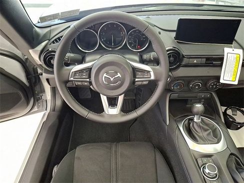 New 2025 MAZDA MX-5 Miata Club image 11