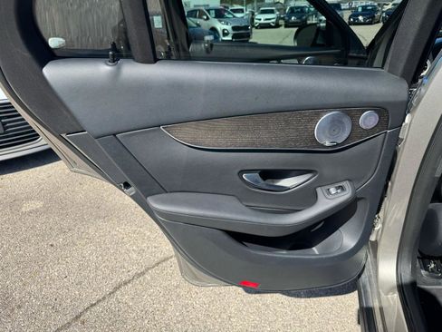 Used 2020 Mercedes-Benz GLC 300 4MATIC image 14