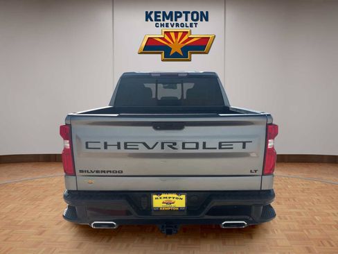 Used 2021 Chevrolet Silverado 1500 LT Trail Boss w/ Convenience Package II AWD/4WD image 5
