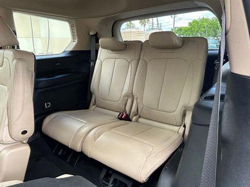 Used 2022 Jeep Grand Cherokee L Limited RWD image 48