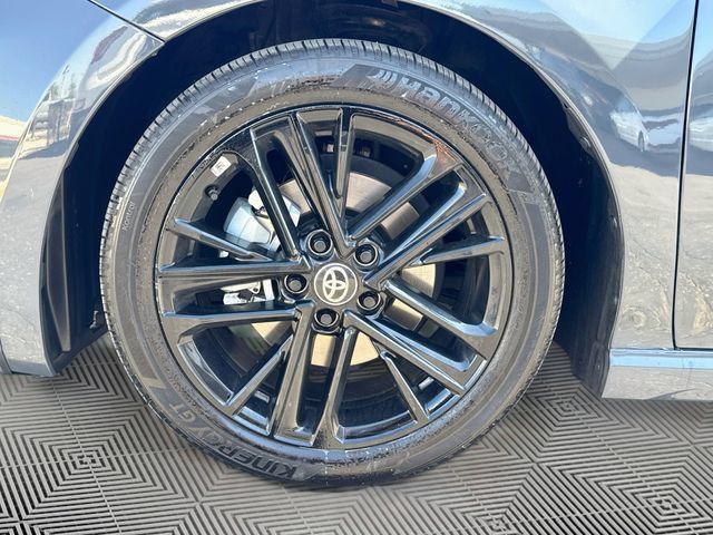 Used 2025 Toyota Camry SE w/ Convenience Package FWD image 29