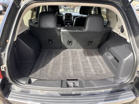 Used 2017 Jeep Compass High Altitude image 6