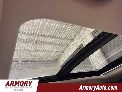 Used 2016 Jeep Cherokee Latitude w/ Comfort/Convenience Group image 26