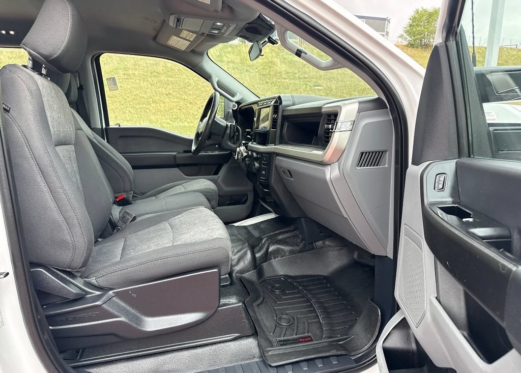 Used 2024 Ford F350 XL AWD/4WD image 27