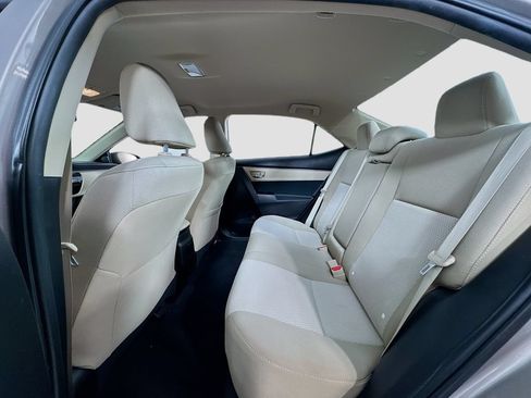 Used 2016 Toyota Corolla LE FWD image 11