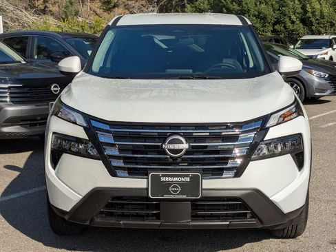 New 2026 Nissan Rogue SV image 3