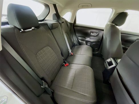 Used 2023 Honda HR-V LX image 27