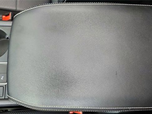 Used 2021 Volkswagen Atlas Cross Sport SE w/ Panoramic Sunroof Package image 49