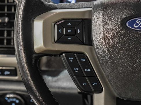 Used 2022 Ford F350 Lariat w/ Lariat Value Package AWD/4WD image 17
