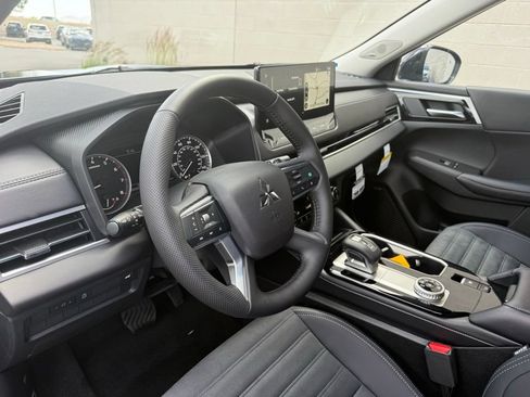 New 2026 Mitsubishi Outlander AWD image 20