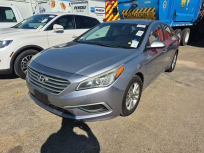 Used 2016 Hyundai Sonata SE