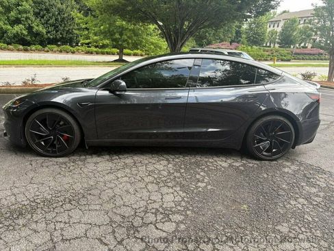 Used 2024 Tesla Model 3 Performance AWD/4WD image 9