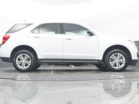 Used 2013 Chevrolet Equinox LS image 30