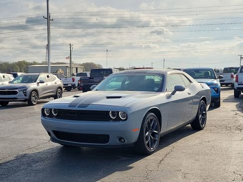 Used 2022 Dodge Challenger SXT w/ Blacktop Package image 2