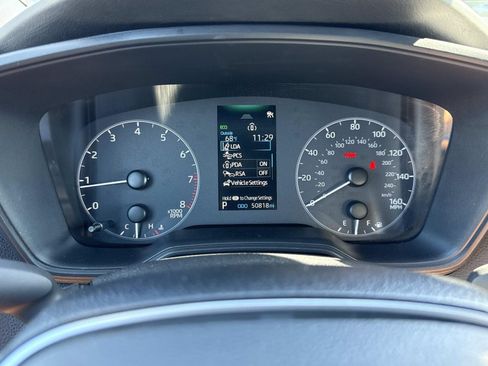 Used 2024 Toyota Corolla SE image 16