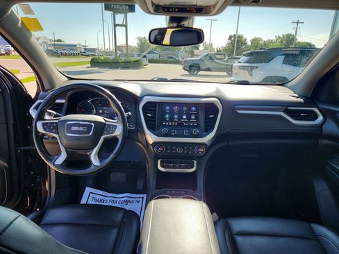 Certified 2021 GMC Acadia SLT w/ Preferred Package AWD/4WD image 12