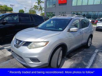 Used 2014 Nissan Rogue SV FWD video 1