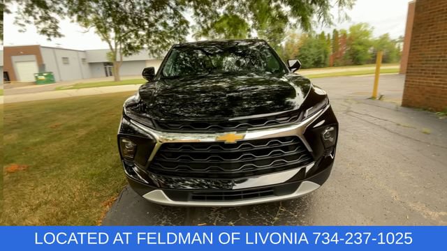 Certified 2024 Chevrolet Blazer LT w/ Convenience Package FWD image 3