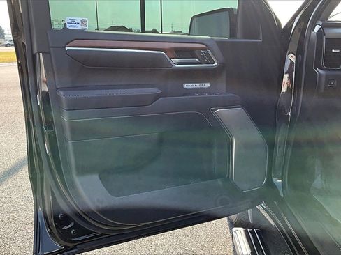 Used 2023 GMC Sierra 1500 Denali w/ Denali Reserve Package image 24