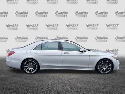 Used 2019 Mercedes-Benz S 560 Sedan image 11