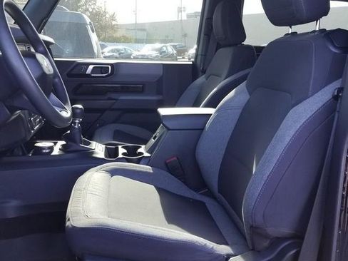 Used 2022 Ford Bronco Base image 11