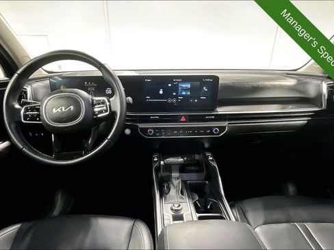 Used 2025 Kia Sorento EX w/ Panoramic Sunroof Package FWD image 18