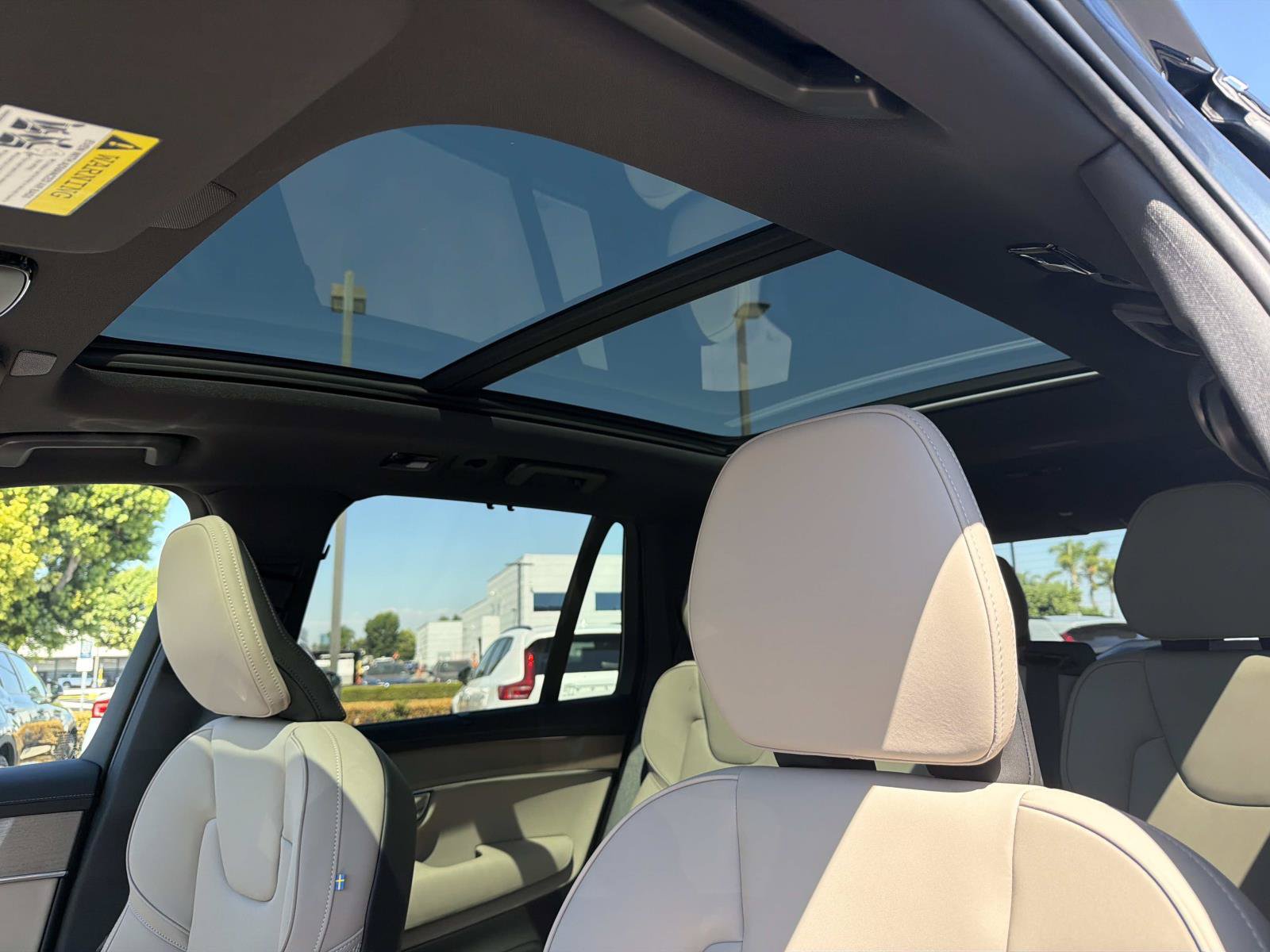 New 2027 Volvo XC90 B6 Plus AWD/4WD image 25