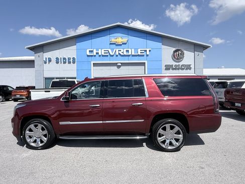 Used 2019 Cadillac Escalade ESV Premium Luxury AWD/4WD image 4