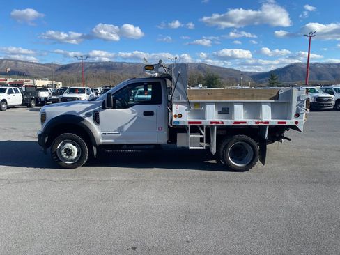 Used 2019 Ford F550 4x4 Regular Cab Super Duty image 5