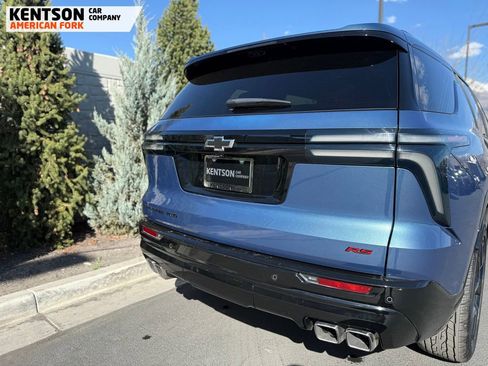 Used 2025 Chevrolet Traverse RS w/ LPO, Floor Liner Package image 45